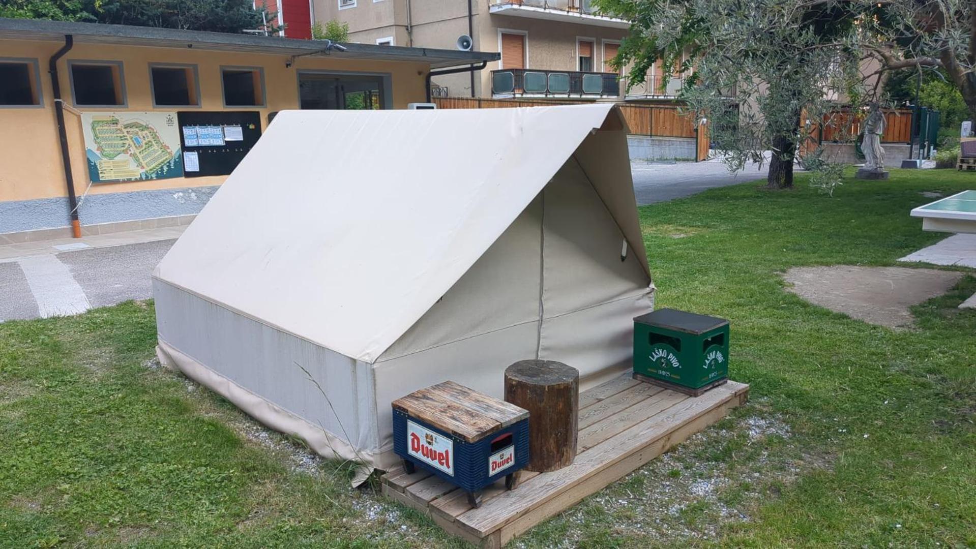 ホテル Camping Daino ピエトラムラタ エクステリア 写真