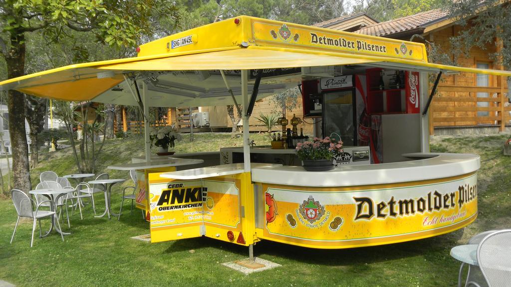 ホテル Camping Daino ピエトラムラタ エクステリア 写真